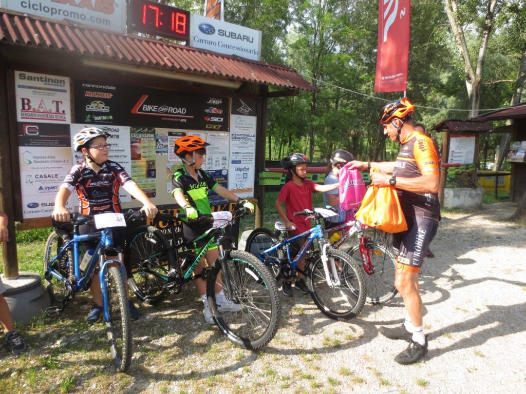 180605_Eurobike_Corso_MTB_bambini_in_pista